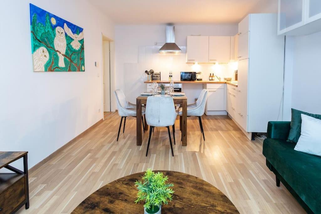 City Apartment Top Location, Quiet And Cozy Ideal To Relax Or Work Виена Екстериор снимка